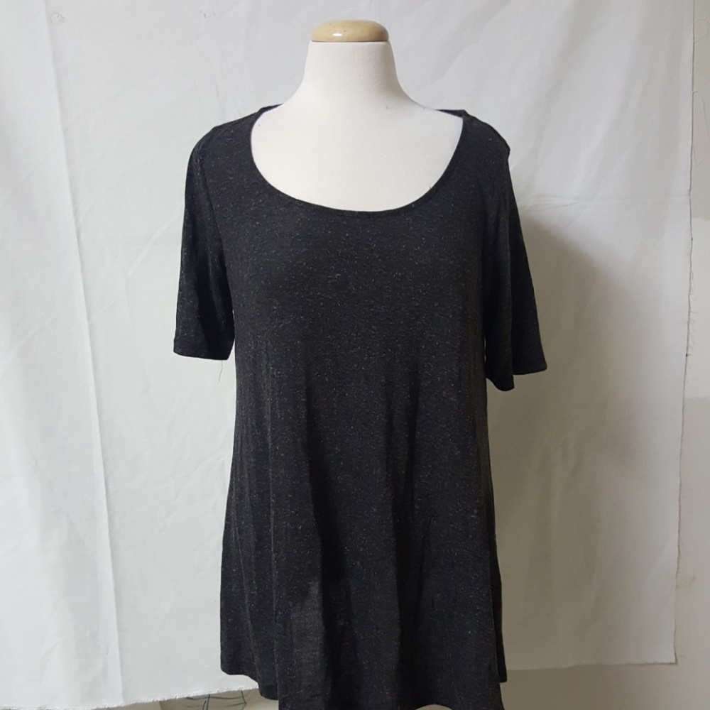 Woman's tee shirt